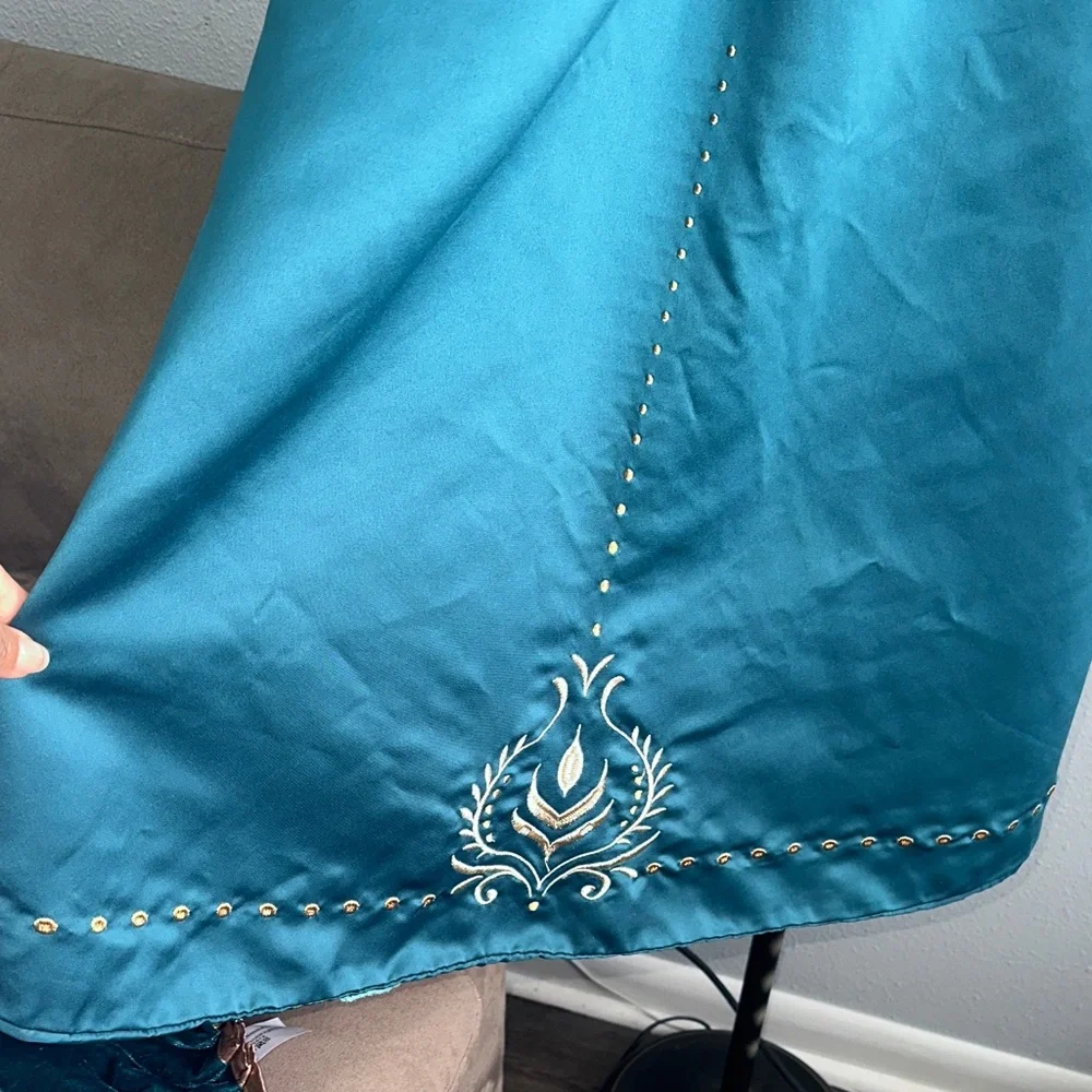 Anna's original deluxe dress from frozen